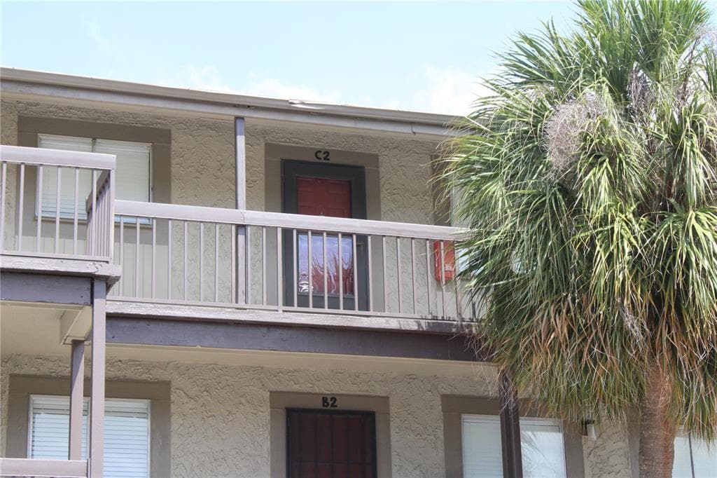 6306 NEWTOWN CIRCLE UNIT 6C2 TAMPA, FL 33615
