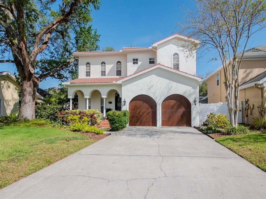 3311 W CORONA STREET TAMPA, FL 33629