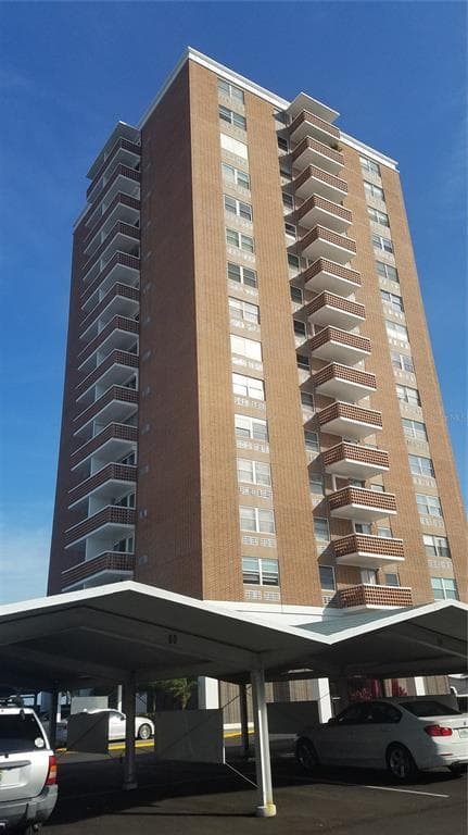 4015 BAYSHORE BOULEVARD UNIT 5E TAMPA, FL 33611
