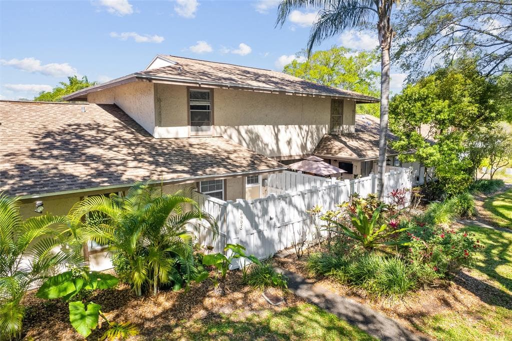 6907 EL CENTRO COURT TAMPA, FL 33634