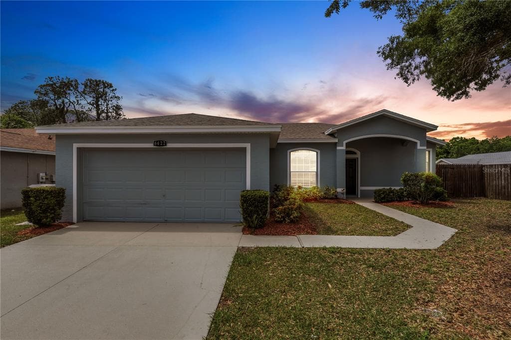 6422 MYRTLEWOOD DRIVE