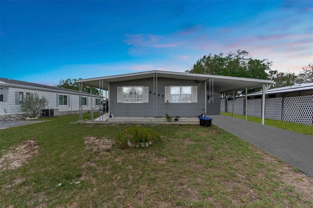 8427 WEATHERFORD AVENUE BROOKSVILLE, FL 34613