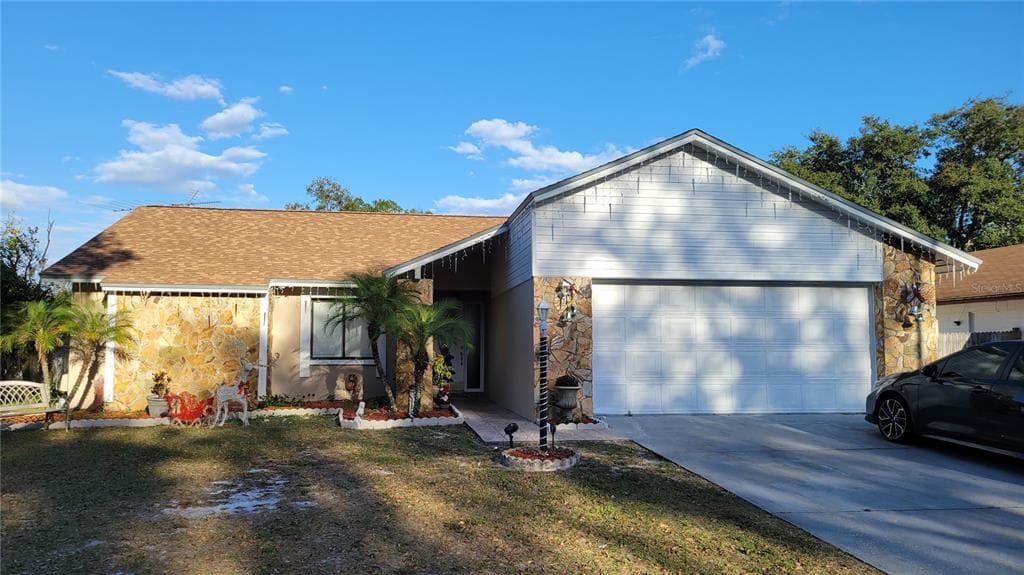16115 COPPERFIELD DRIVE TAMPA, FL 33618