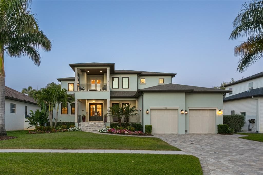 1045 CORDOVA BOULEVARD NE