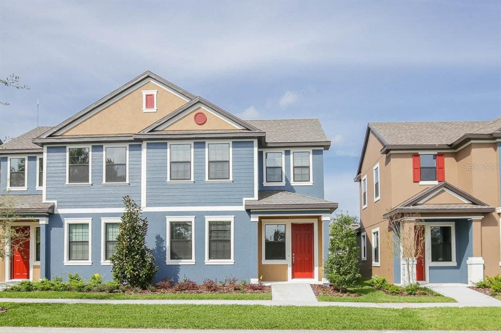 5609 HOMETOWN LANE LITHIA, FL 33547