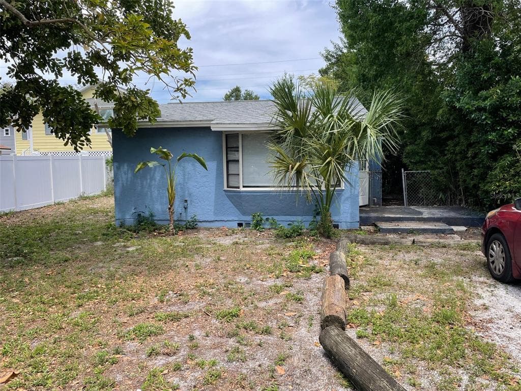 1661 27TH AVENUE N ST PETERSBURG, FL 33713