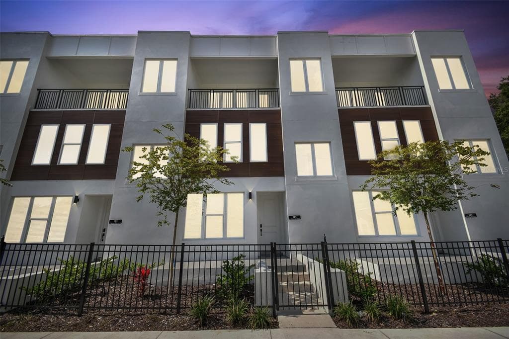 121 E WARREN STREET UNIT 2 TAMPA, FL 33602