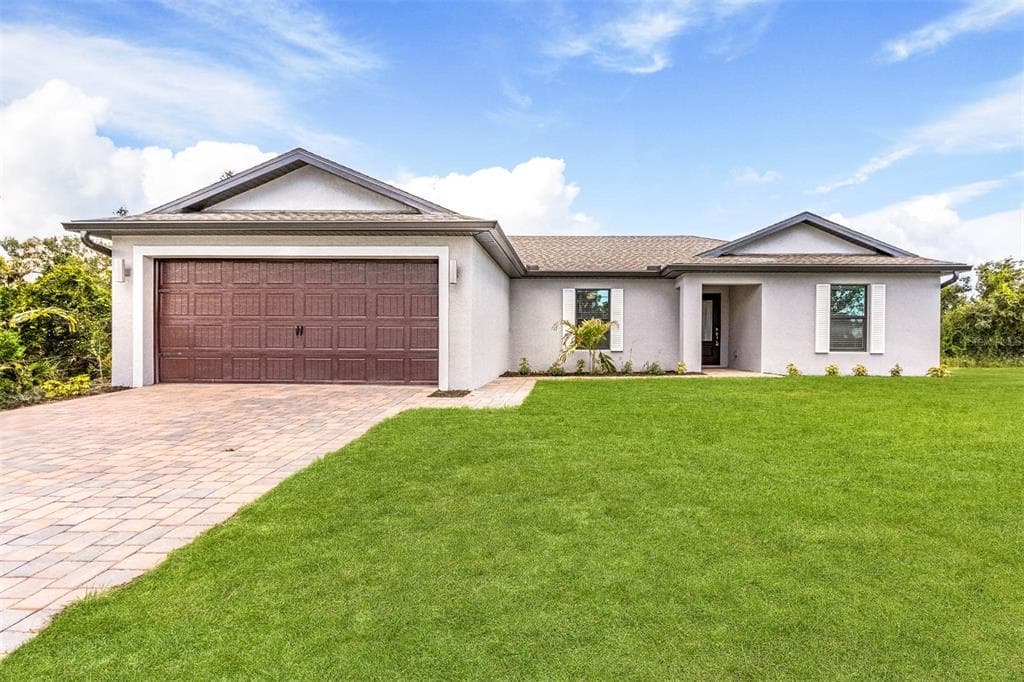 4433 KENOSKA STREET NORTH PORT, FL 34288
