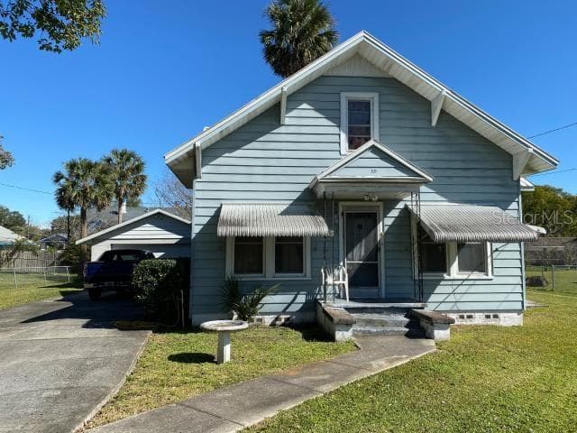 119 LEON AVENUE DELAND, FL 32720