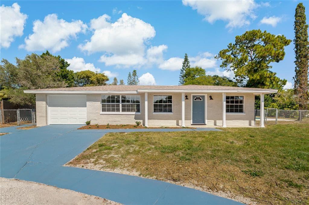2614 BUFFUM PLACE HOLIDAY, FL 34691