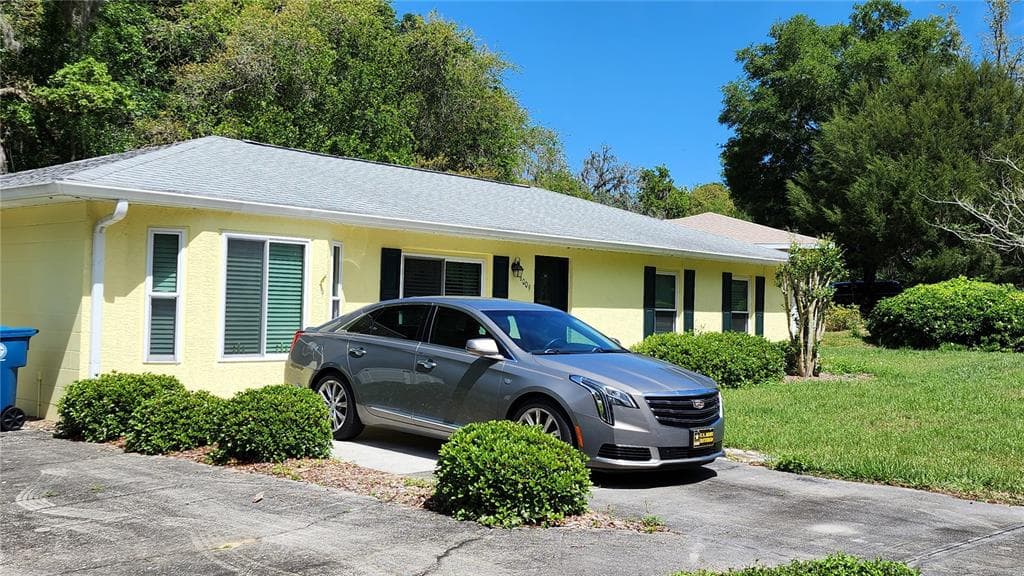 6009 KNOLLWOOD DRIVE RIDGE MANOR, FL 33523