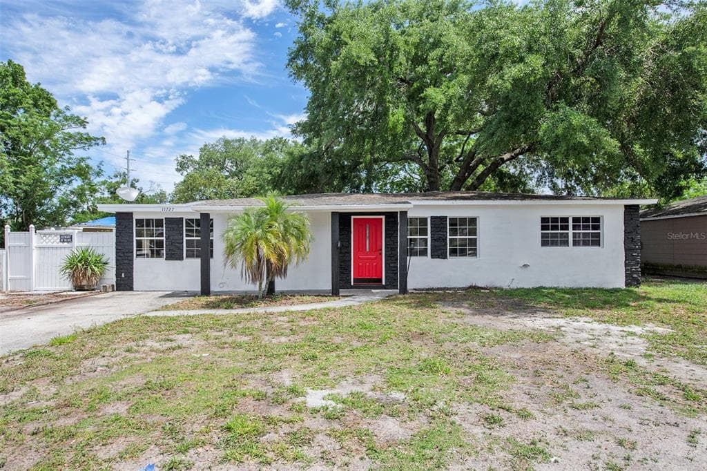11727 N EDISON AVENUE TAMPA, FL 33612