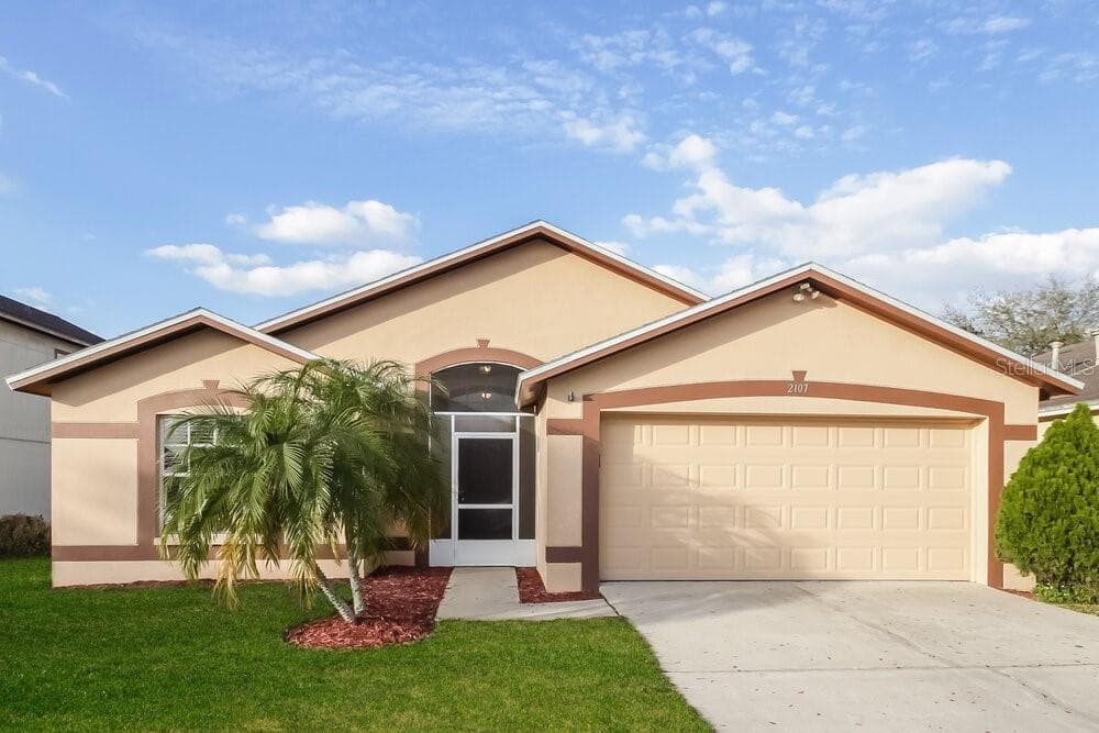 2107 CATTLEMAN DRIVE BRANDON, FL 33511