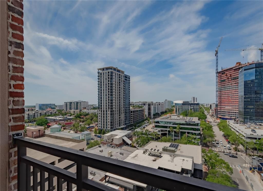 175 2ND STREET S UNIT 1001