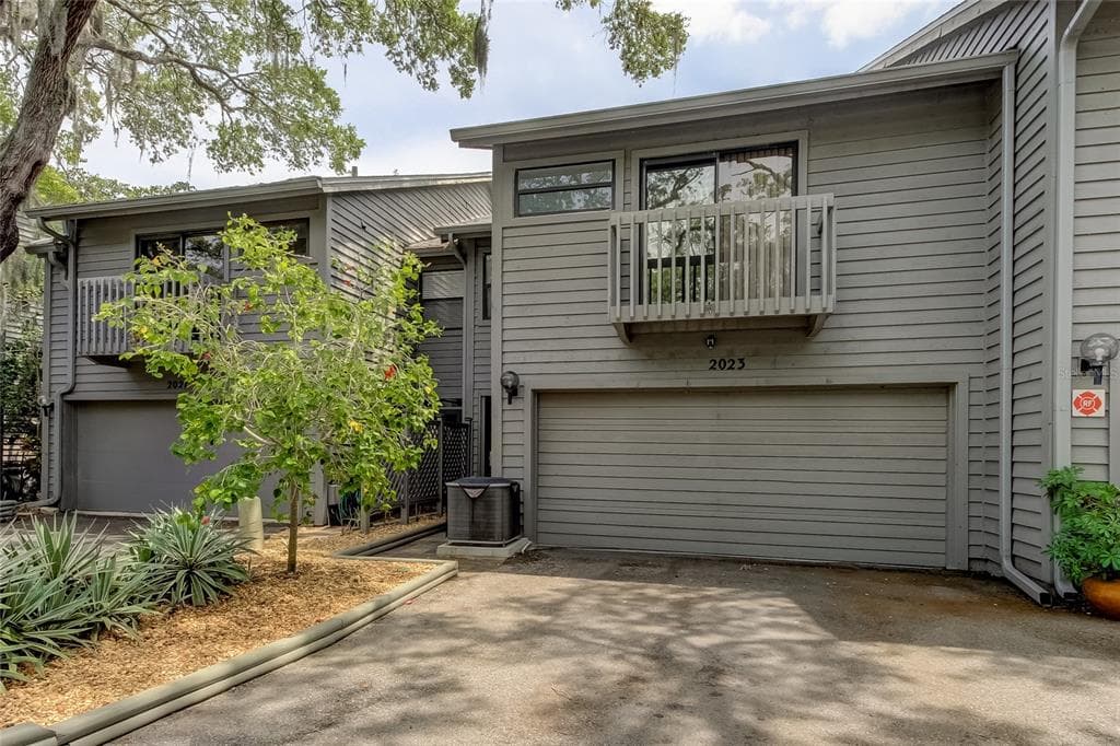 2023 ARBOR DRIVE