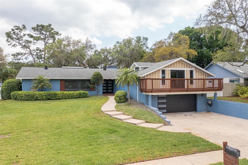 2852 BRIDLEWOOD DRIVE