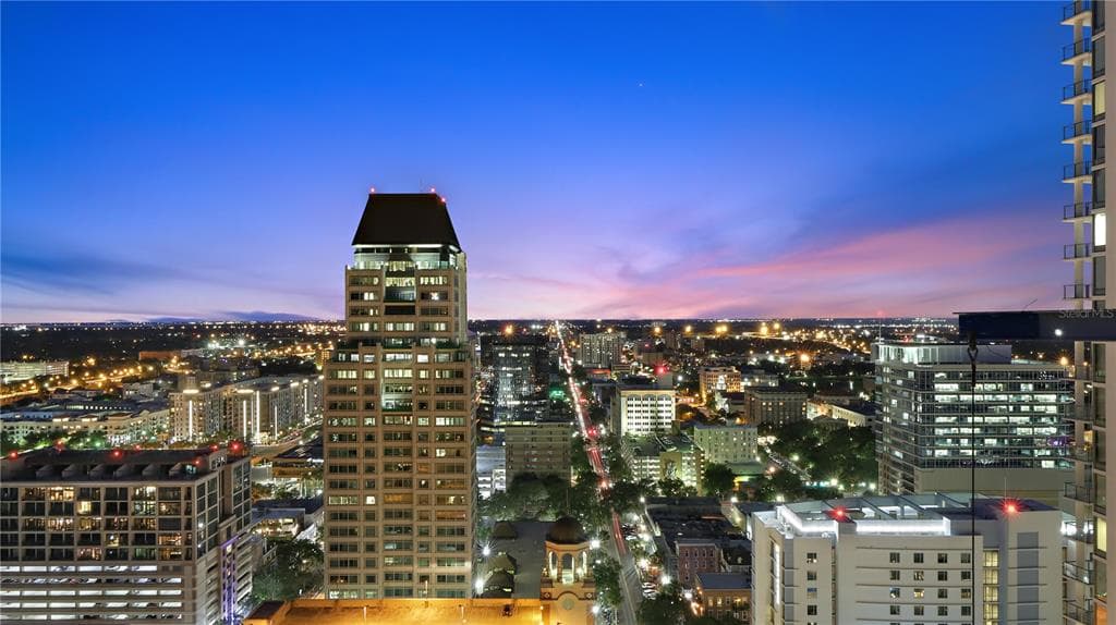 1 BEACH DRIVE SE UNIT 801 ST PETERSBURG, FL 33701