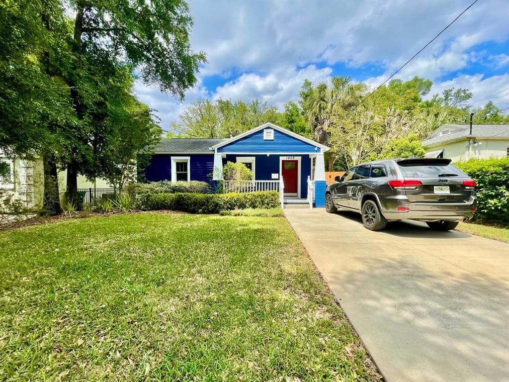 1428 E POWHATAN AVENUE TAMPA, FL 33604