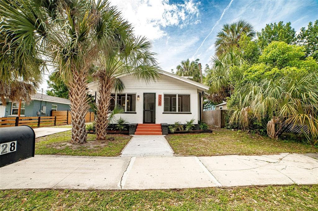 1728 W PINE STREET TAMPA, FL 33607