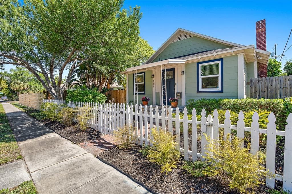 419 23RD STREET N ST PETERSBURG, FL 33713