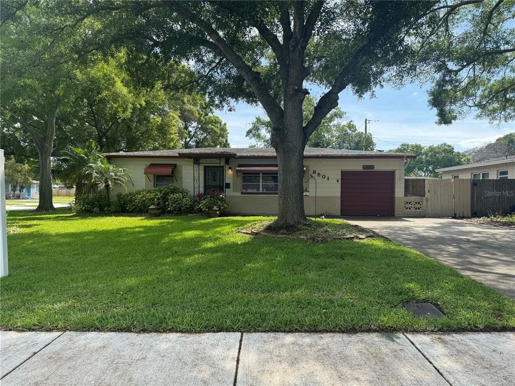 8501 55TH WAY N PINELLAS PARK, FL 33781