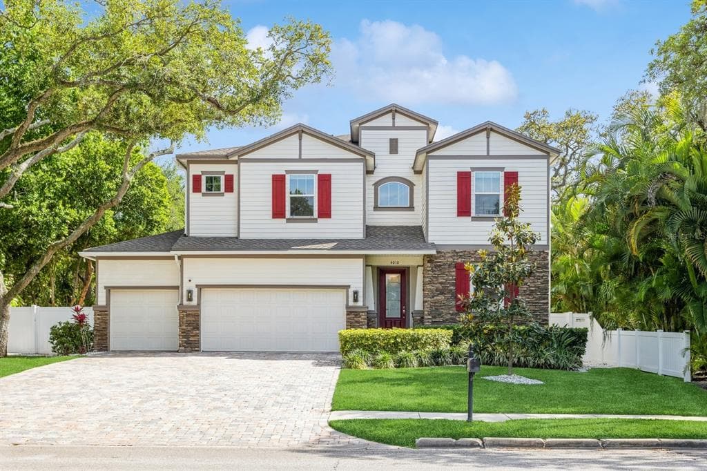 4010 W AZEELE STREET TAMPA, FL 33609