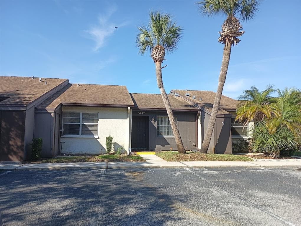3747 STAYSAIL LANE UNIT 3747 HOLIDAY, FL 34691