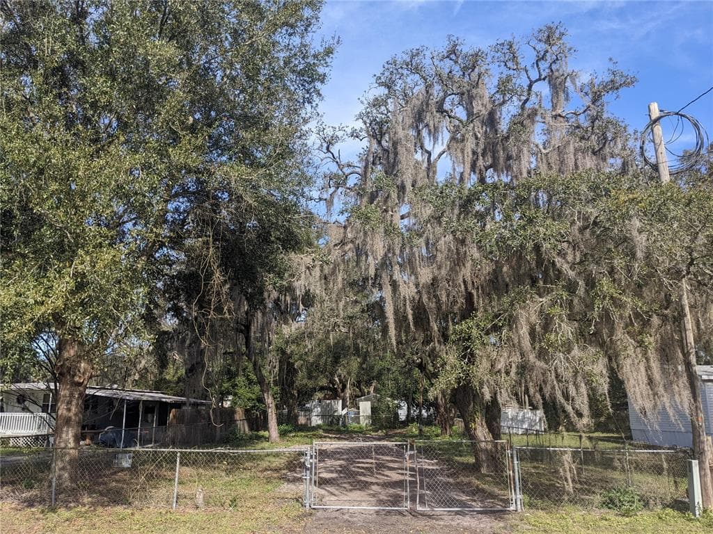9305 PEONY STREET NEW PORT RICHEY, FL 34654