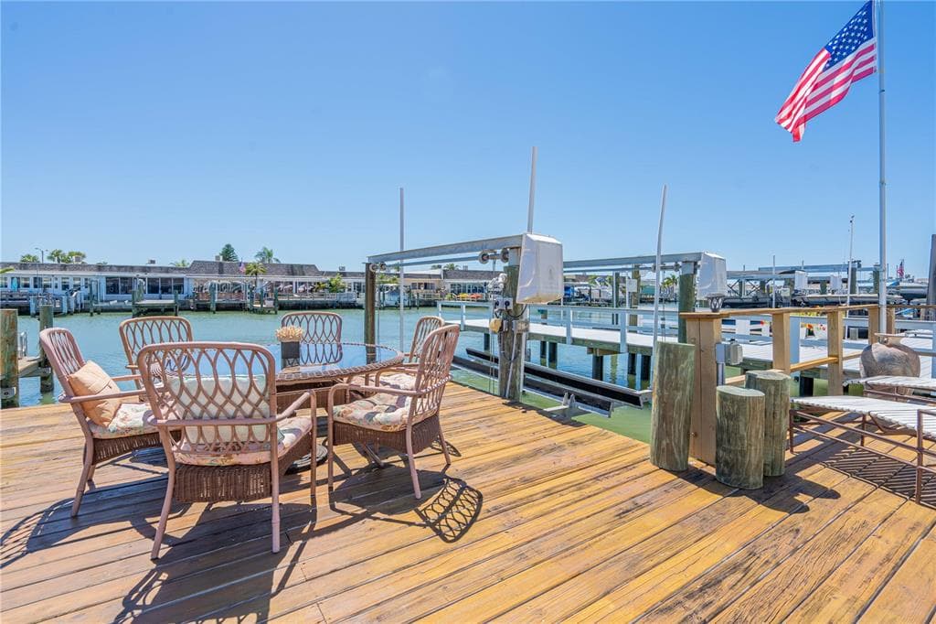 292 BOCA CIEGA POINT BOULEVARD N UNIT 1812 ST PETERSBURG, FL 33708