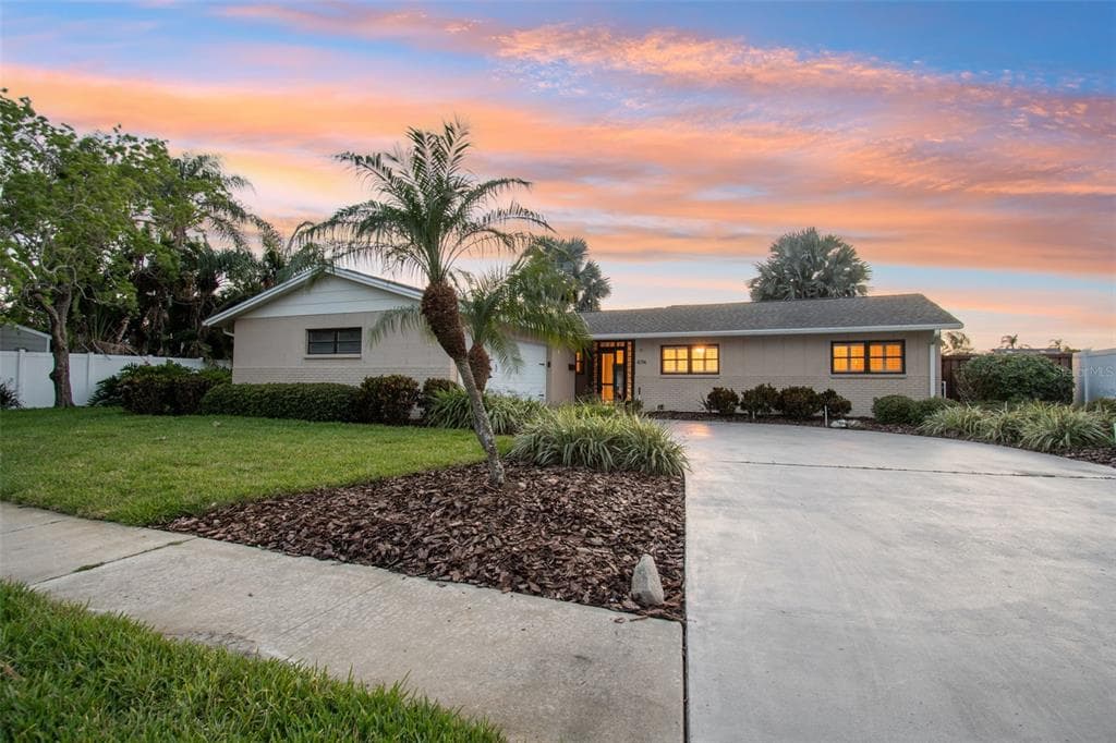 4714 LODESTONE DRIVE TAMPA, FL 33615