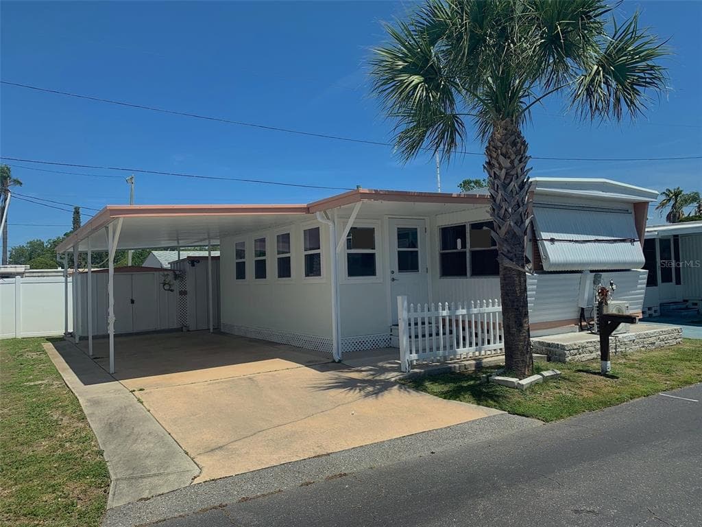12766 SEMINOLE BOULEVARD UNIT 8 LARGO, FL 33778