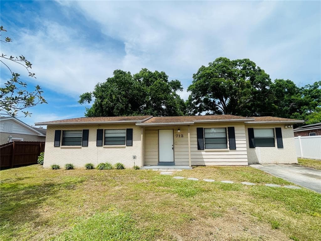712 CLAYTON STREET BRANDON, FL 33511