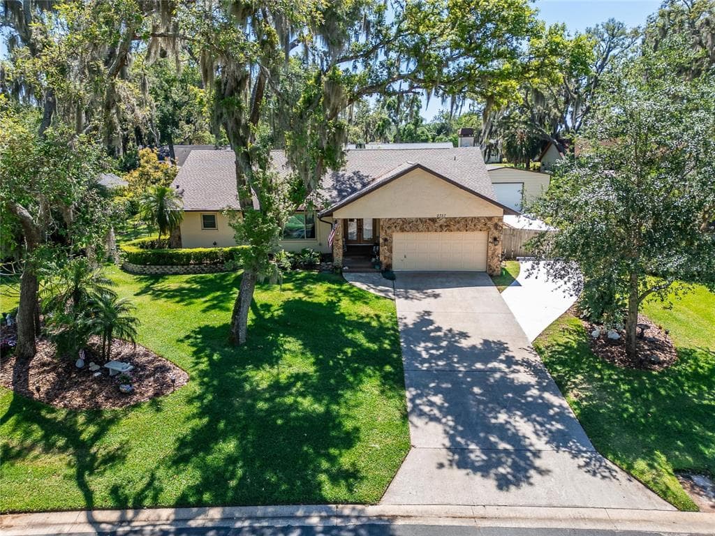 2757 BUCKHORN OAKS DRIVE