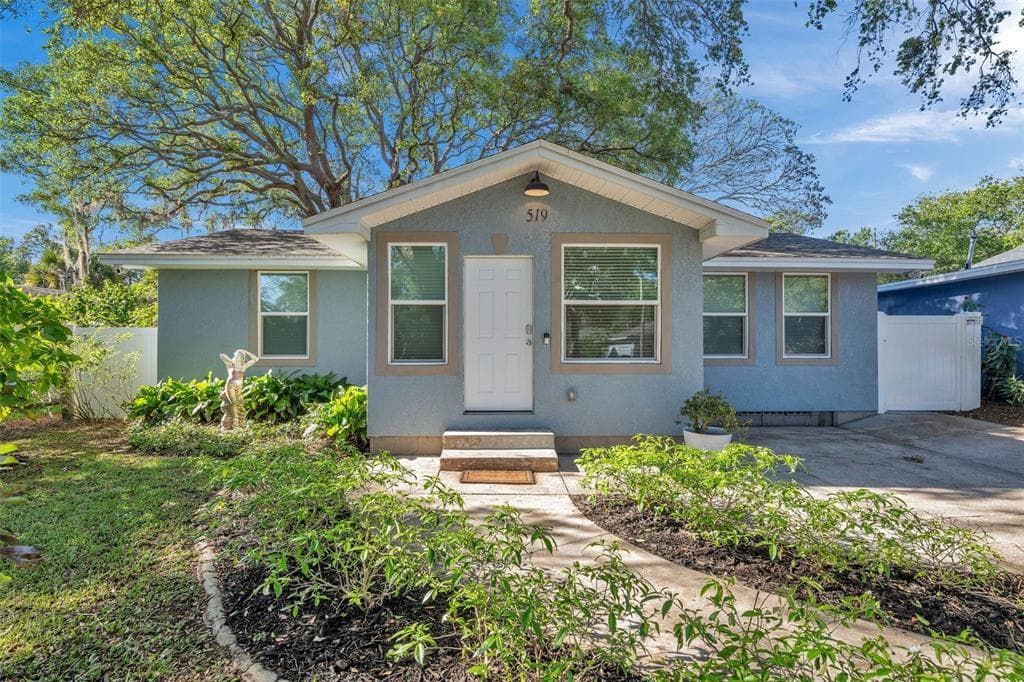 519 RICHMOND STREET DUNEDIN, FL 34698