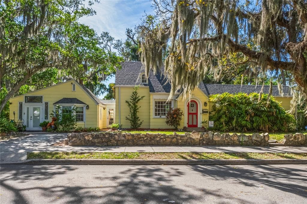 1306 19TH STREET W BRADENTON, FL 34205