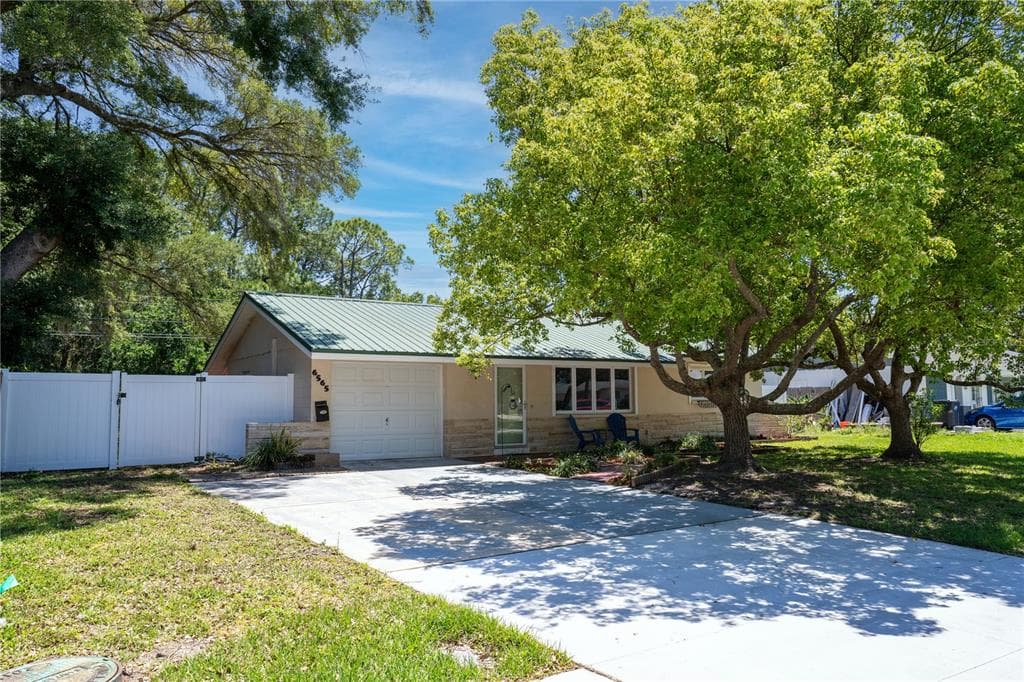 6565 25TH STREET N ST PETERSBURG, FL 33702
