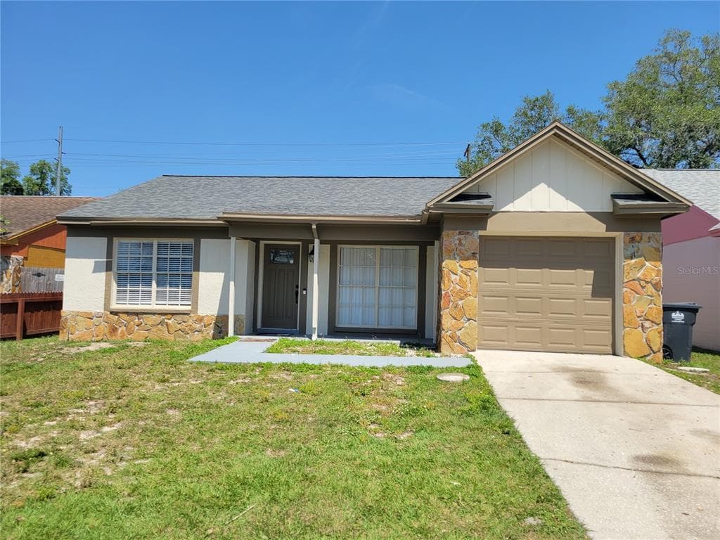 7804 ROBERT E LEE ROAD SE TAMPA, FL 33637
