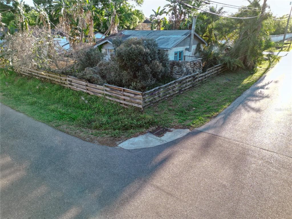 6401 S RICHARD AVENUE TAMPA, FL 33616