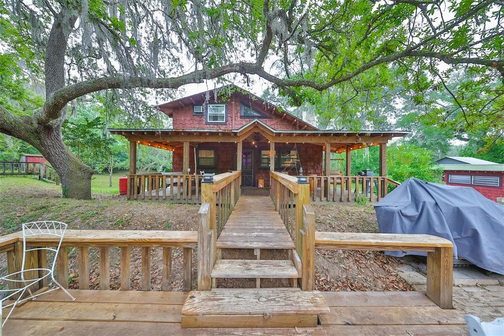 4753 MERLIN CIRCLE DADE CITY, FL 33523