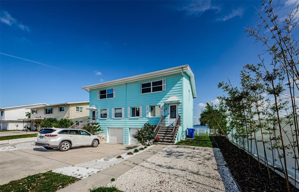 2672 ST JOSEPHS DRIVE DUNEDIN, FL 34698