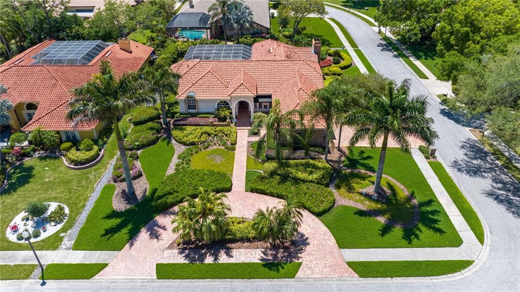 1614 HAMPTON COURT SAFETY HARBOR, FL 34695