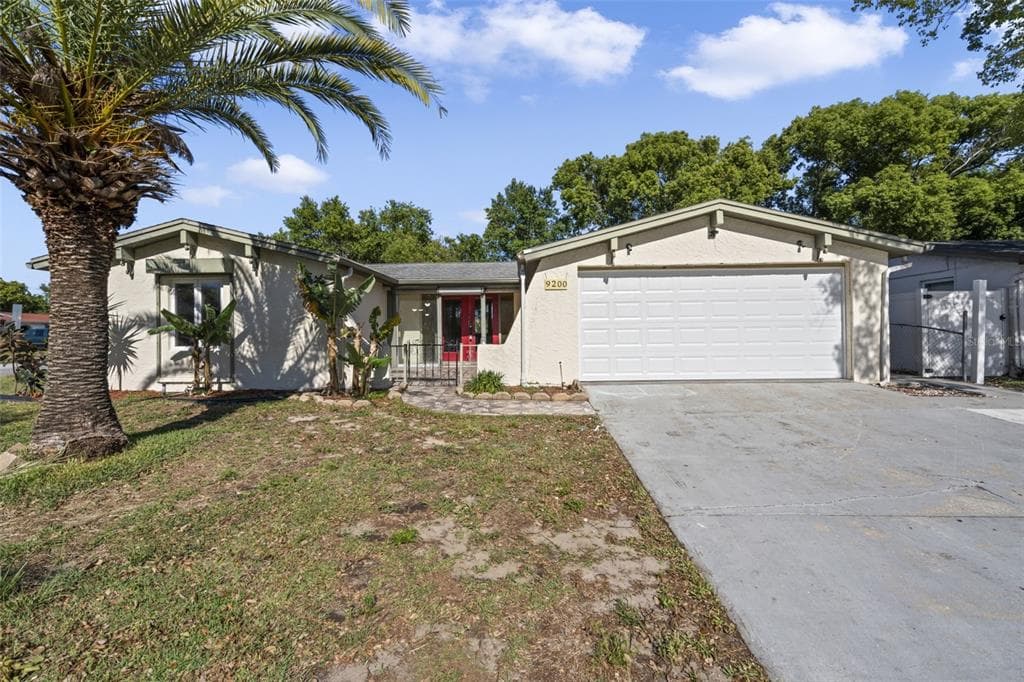 9200 LUNAR LANE PORT RICHEY, FL 34668