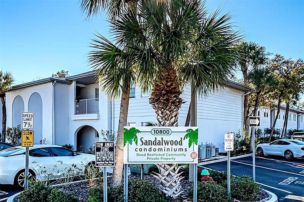 10800 US HIGHWAY 19 N UNIT 105 PINELLAS PARK, FL 33782