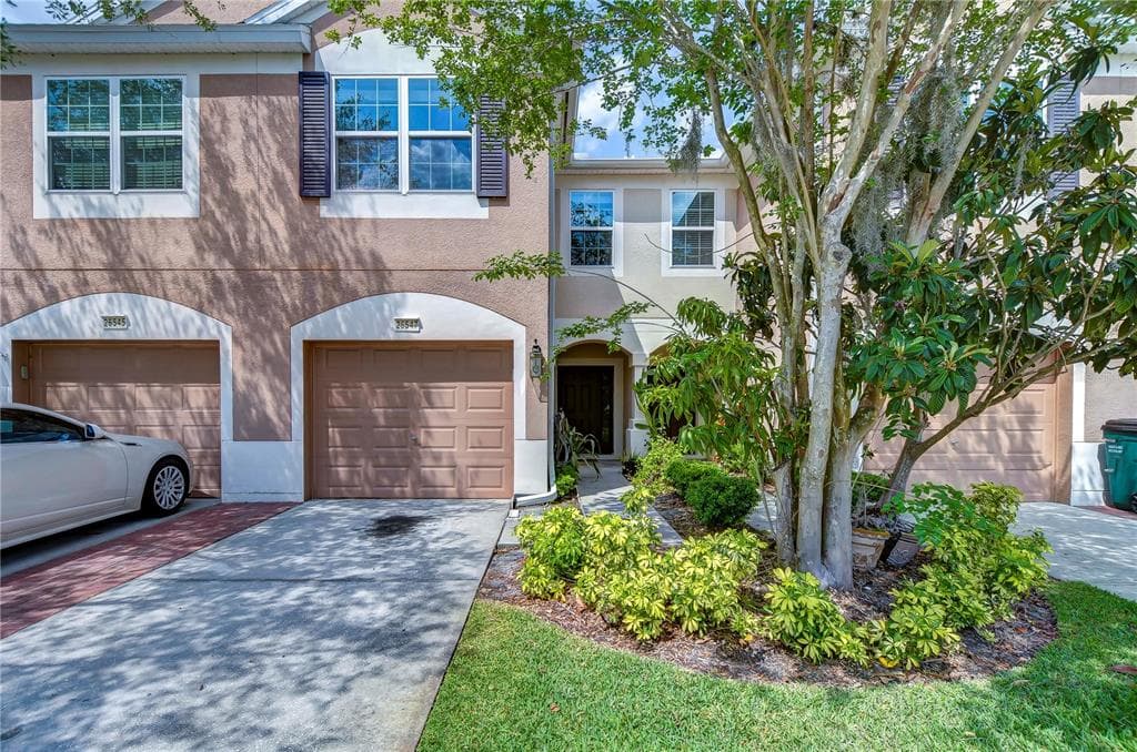 26547 CASTLEVIEW WAY