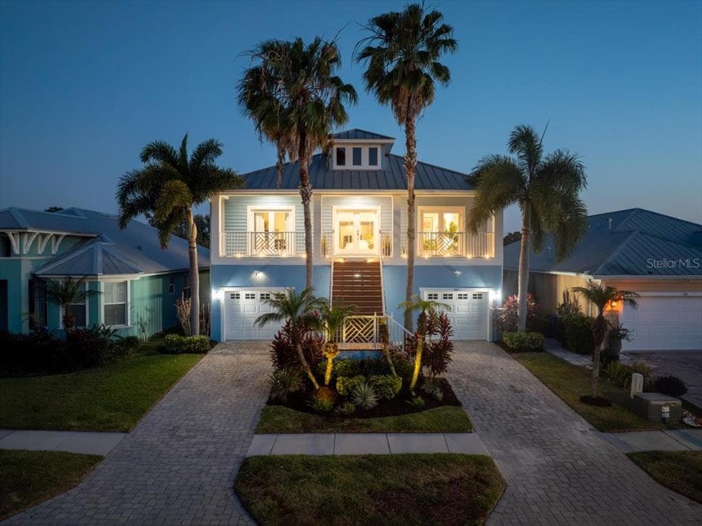 564 BIMINI BAY BOULEVARD APOLLO BEACH, FL 33572