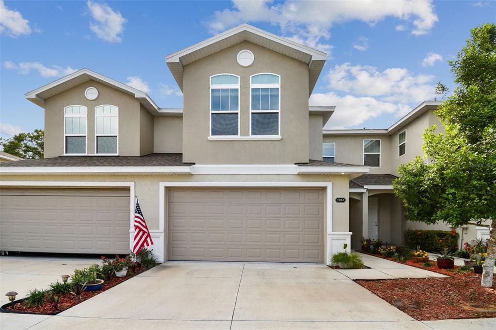 1982 LAKE RIDGE BOULEVARD CLEARWATER, FL 33763