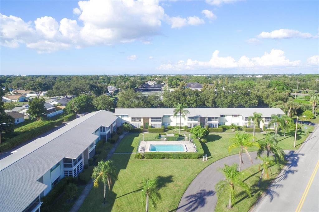 8303 BARDMOOR BOULEVARD UNIT 103 SEMINOLE, FL 33777