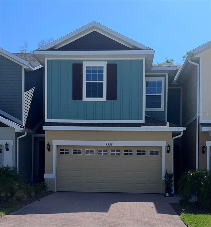 4398 SAILPLANE COURT