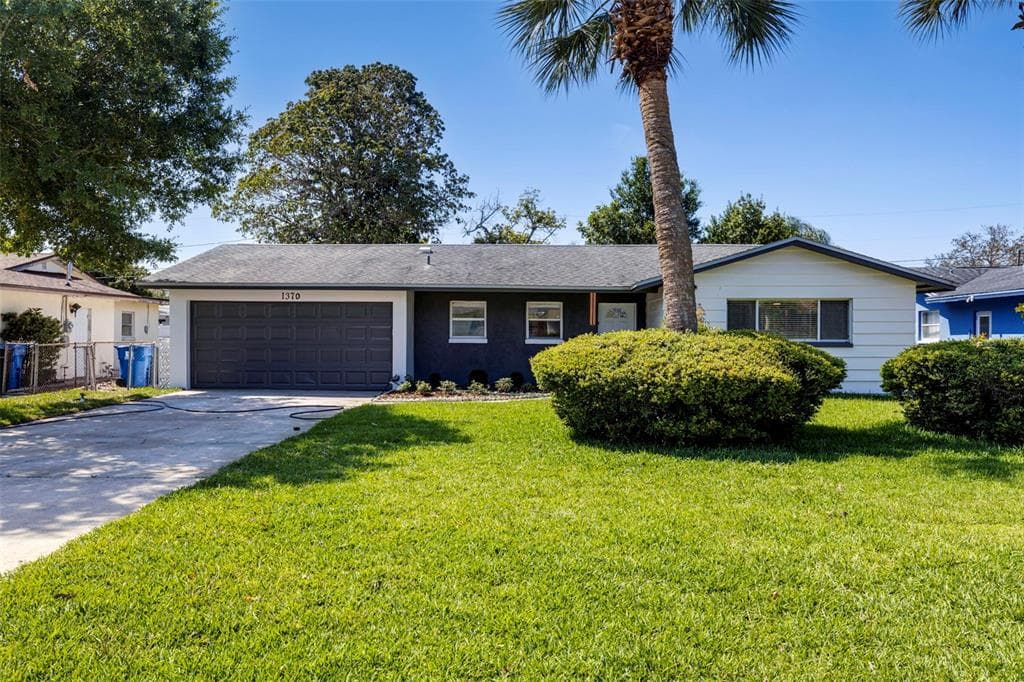 1370 66TH AVENUE S ST PETERSBURG, FL 33705