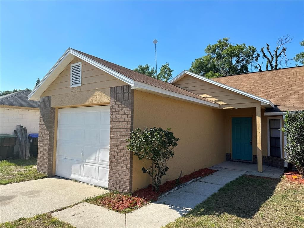 3933 MAGNOLIA LAKE LANE ORLANDO, FL 32810